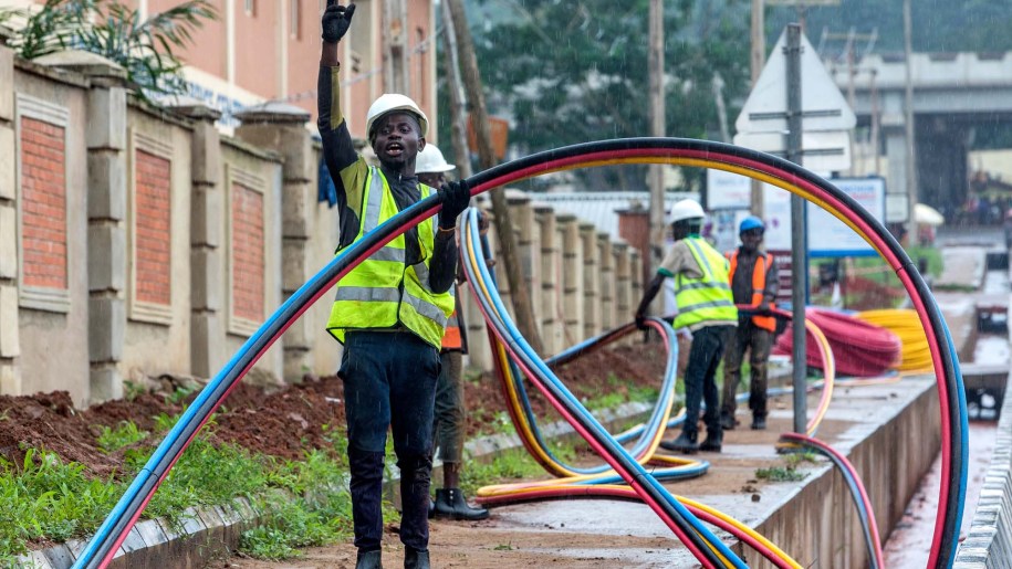 Enabling better global connectivity through new partnerships and technologies at Mobile World Congress 2019