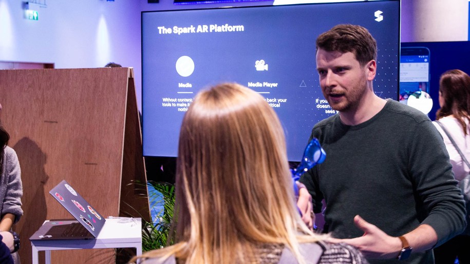 AR engineers demonstrated the Spark AR Studio (https://www.sparkar.com/ar-studio/) tool for creating and publishing filters and masks for Facebook or Instagram.